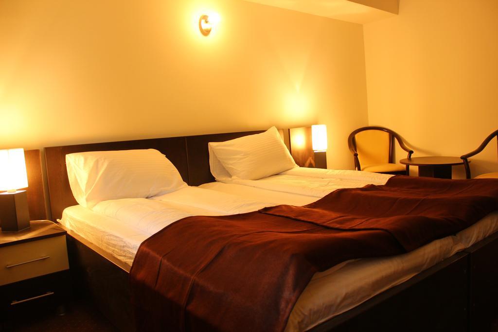 Hotel Domogled Băile Herculane Cameră foto